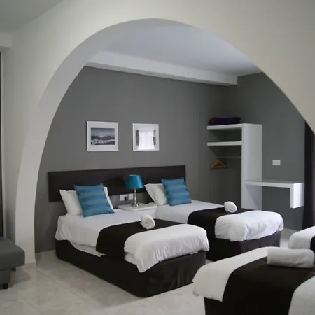 Buccaneers Boutique Guest House-3
